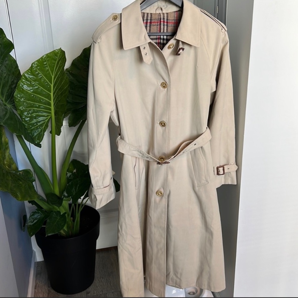 Vintage Canda Trench Coat with Belt